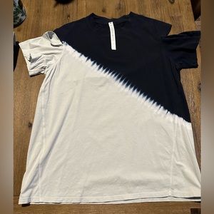 Lulu t shirt with shoulder cut outs